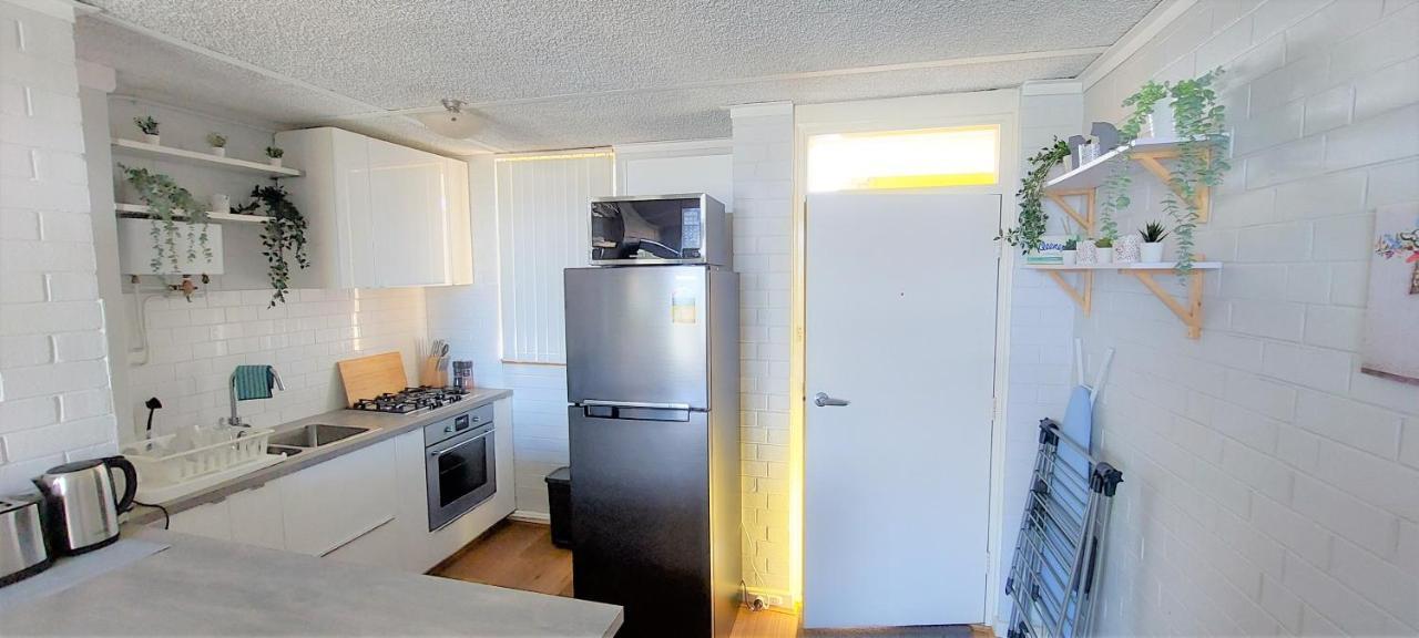 Sky High On Arundel - Central Fremantle Apartment ภายนอก รูปภาพ
